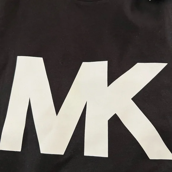 ****SOLD****Michael Kors black short sleeve MK t-shirt size 2X - Picture 2 of 6